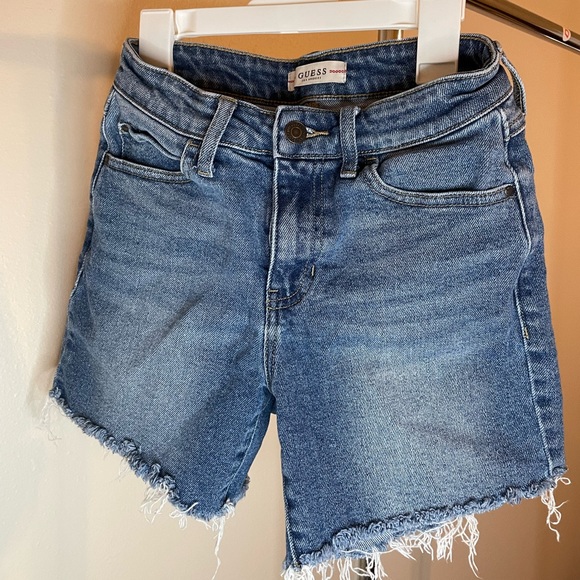 Guess girls Jean shorts - Picture 1 of 2